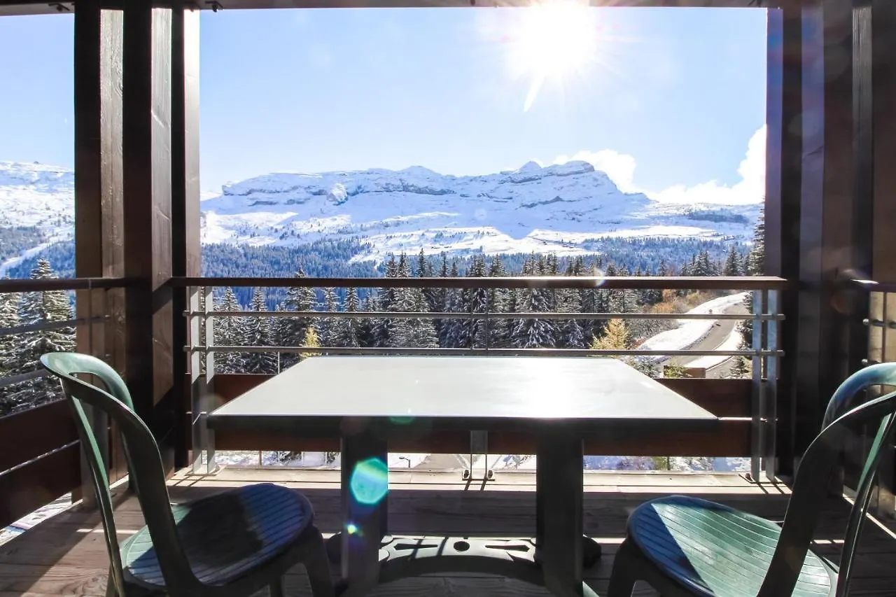 South-Facing Newly Renovated 2-Bed Apartment Les Terrasses D'Eos Flaine France