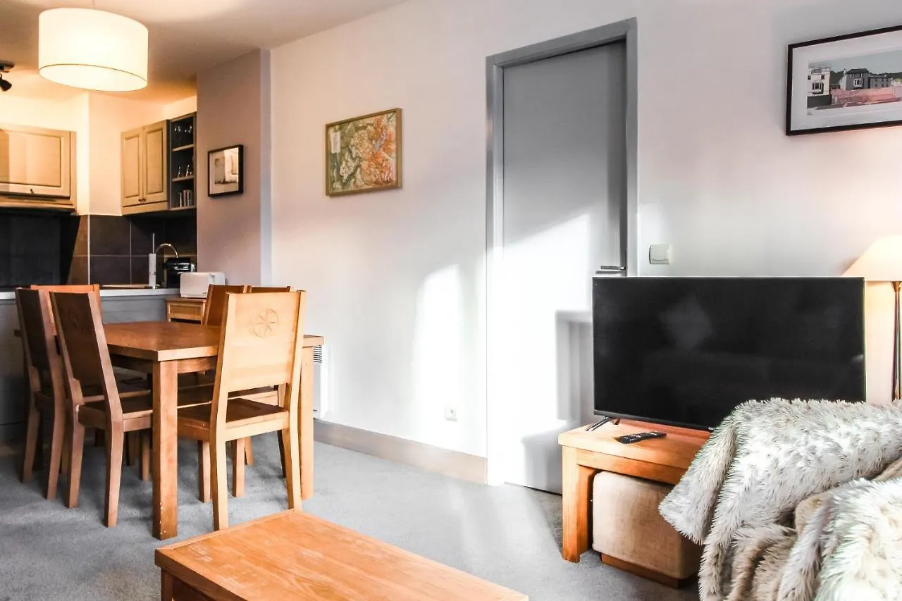 South-Facing Newly Renovated 2-Bed Apartment Les Terrasses D'Eos Flaine