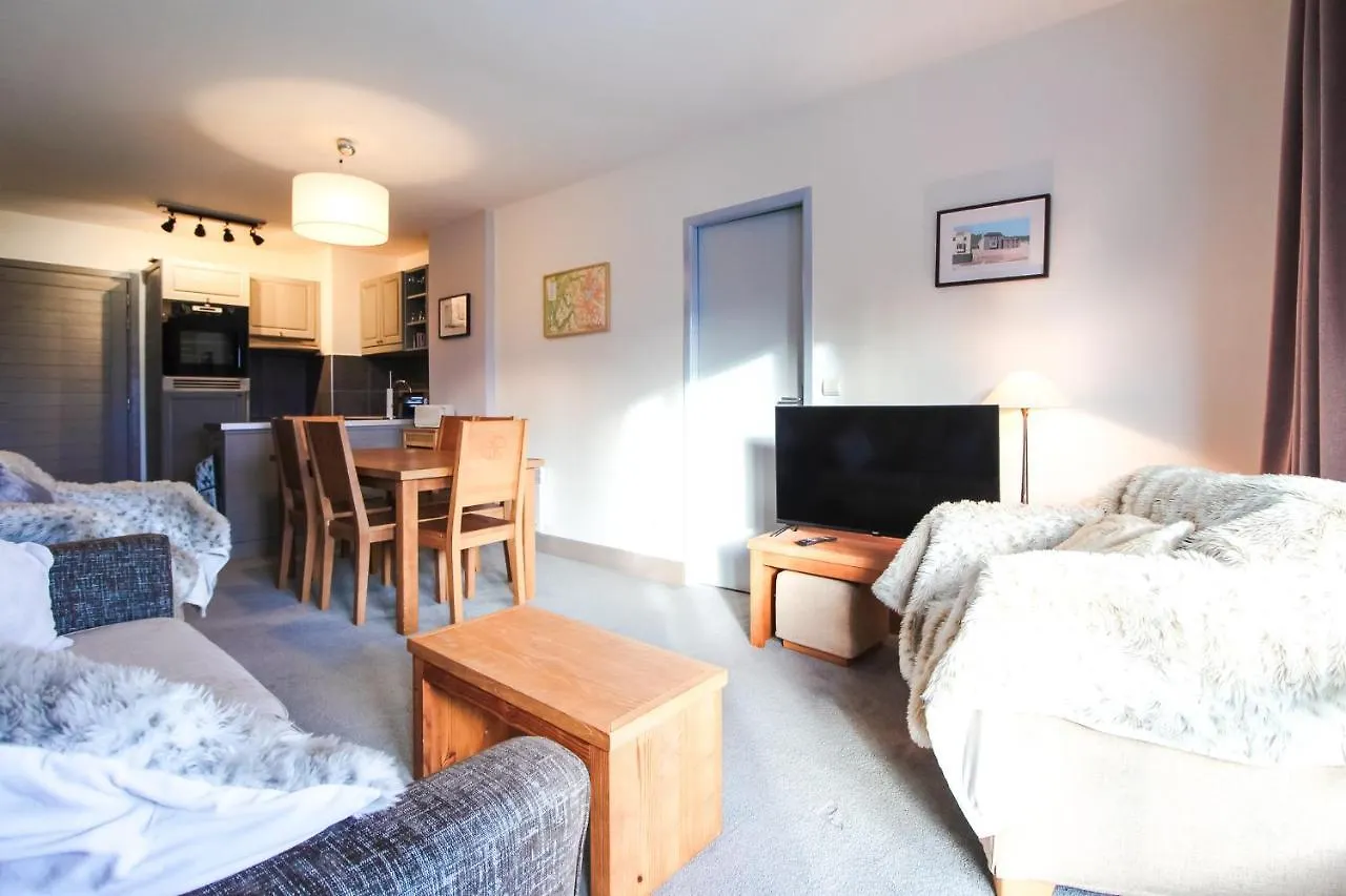 South-Facing Newly Renovated 2-Bed Apartment Les Terrasses D'Eos Flaine France